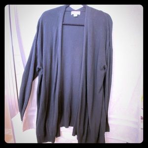 Long, fairly lightweight cardigan